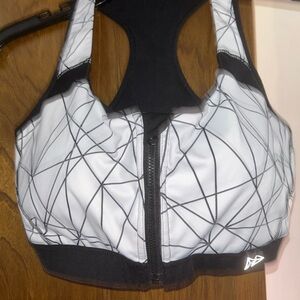 White and Black Geometric Sports Bra